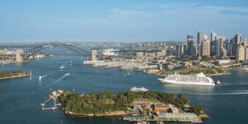 Cruise RSSC RonReizen Voyager Sydney