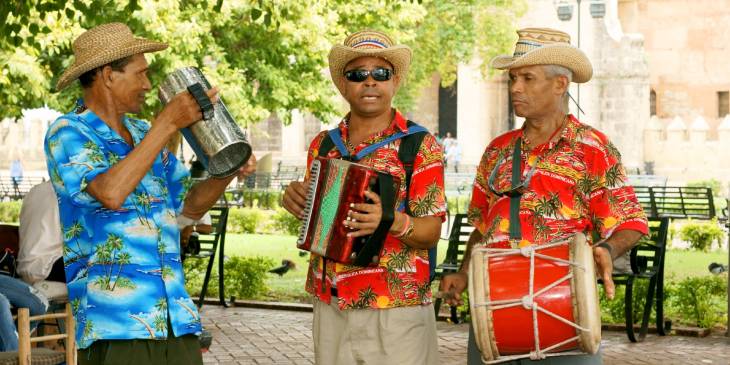 Dominicaanse Republiek Santo Domingo RonReizen muzikanten