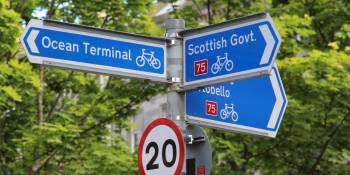 Engeland fietsen door steden RonReizen Edinburgh