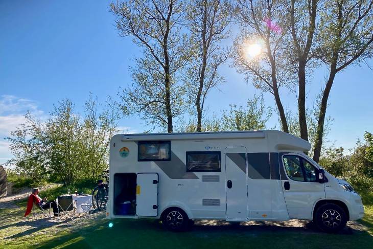 Nederland camper De Camper Club RonReizen Makkum