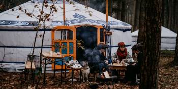 Nederland Drenthe Winterwoods winterkamperen RonReizen.nl yurt