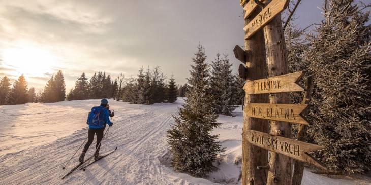 Tsjechië winterse activiteiten RonReizen.nl langlaufen
