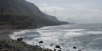 Spanje Tenerife RR:RTL4 Ron zwarte stranden surfers