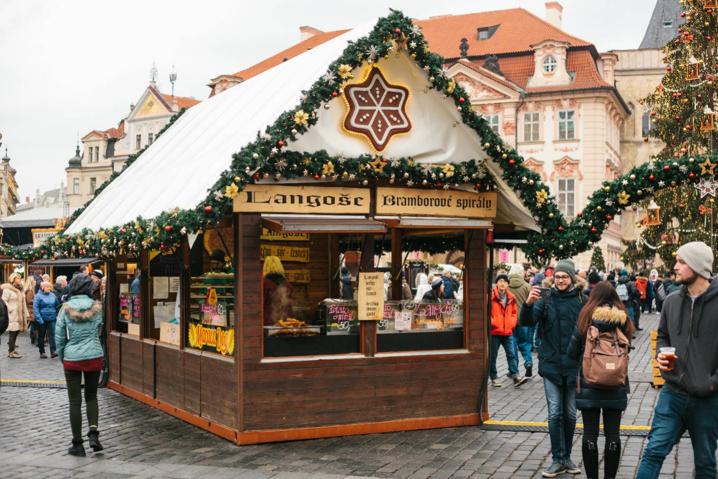 Hierom vier je oud en nieuw in Praag RonReizen