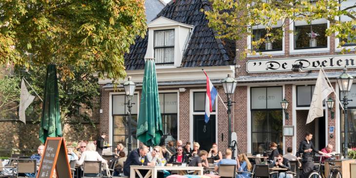 De Doelen.